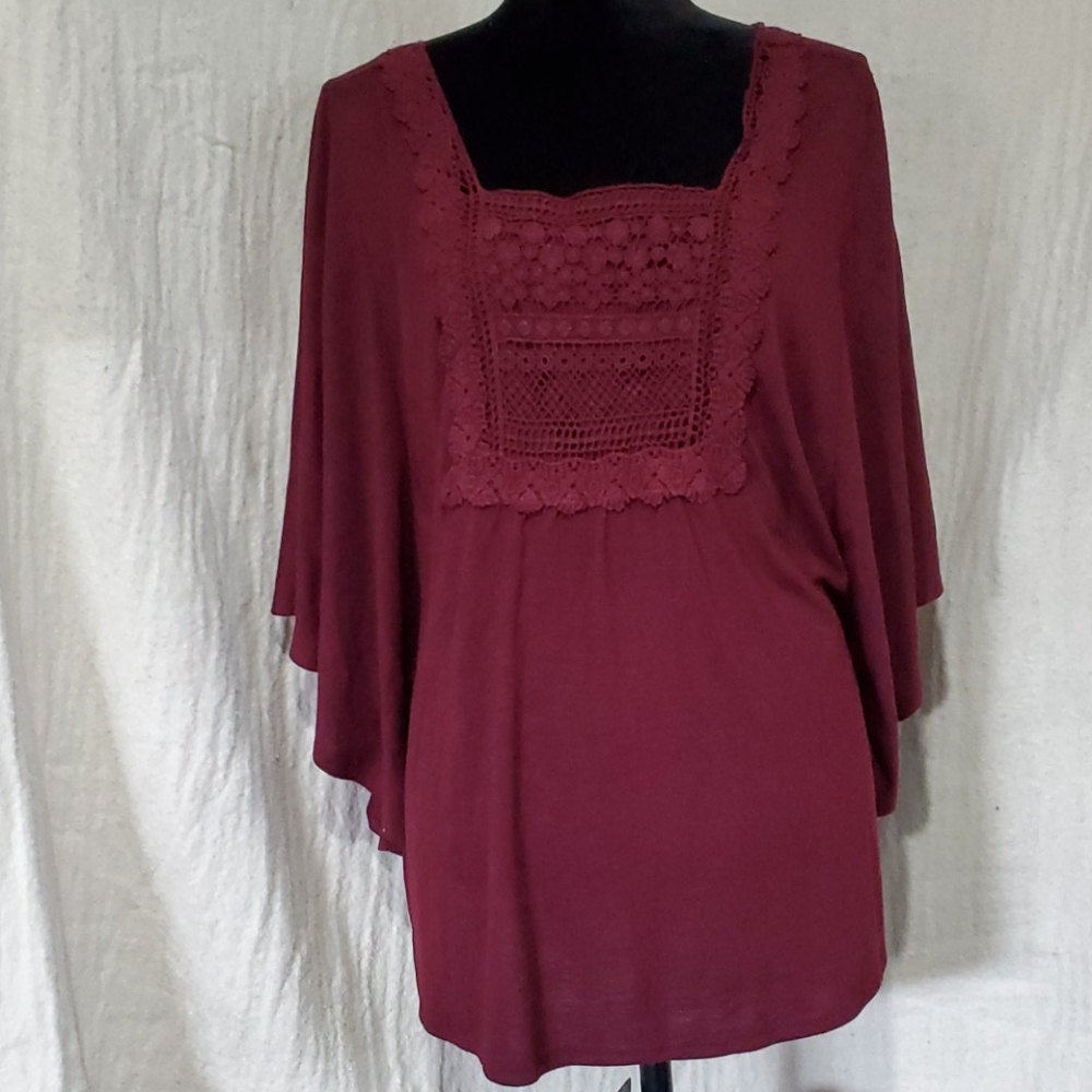 Cato Woman Flowy Poncho Style Top